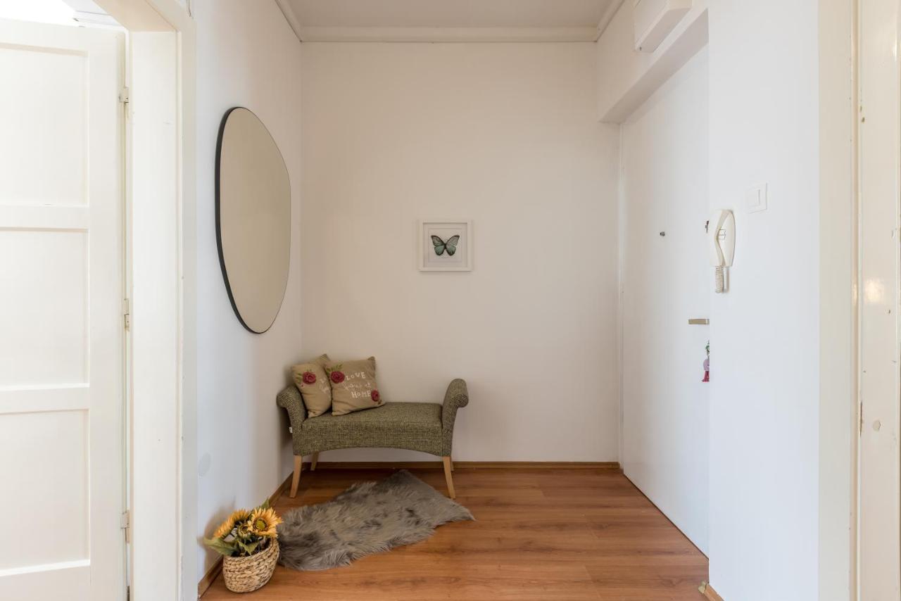 Noe And Joey Apartment สปลิท ภายนอก รูปภาพ